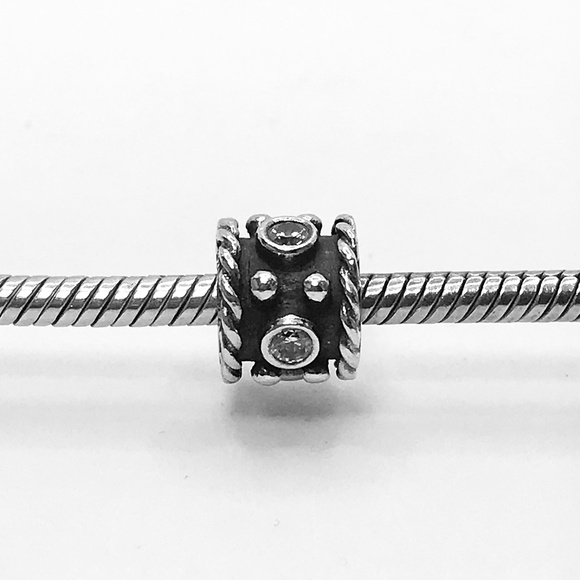 Pandora Oxy Crown Silver CZ Charm - Picture 1 of 3